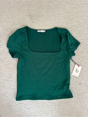 Sincerly Jules Emerald Green Square Neck Short Sleeve Tee